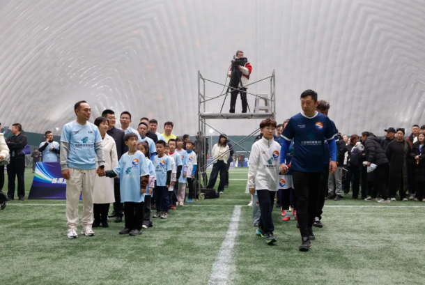 谁是球王官网-地市动态 | “东北超”前菜：32支企业家球队开战“连超”